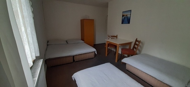 Chata Kru�nohorsk� magistr�la - Ple�ivec - Kl�novec