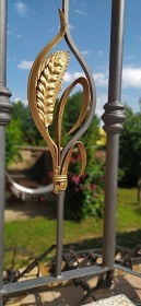 Chalupa a vinn sklep - u pehrady Nov Mlny