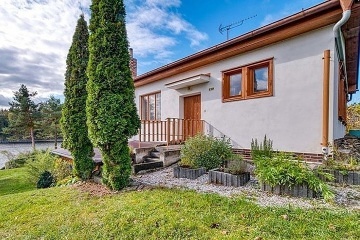 Chata se saunou - pehrada Hracholusky