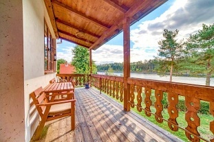 Chata se saunou - přehrada Hracholusky