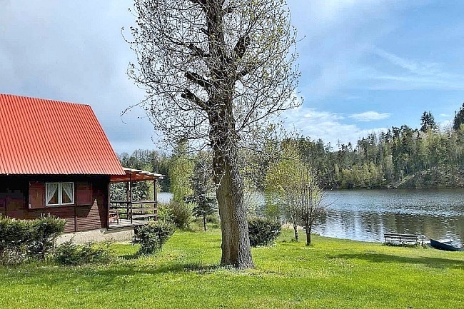 Chata u vody - pehrada Hracholusky - Plzesk ZOO