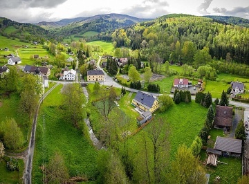 Chalupa pro d�ti a h�i�t� - term�ly Velk� Losiny