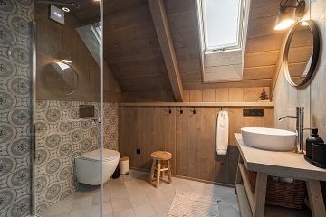 Wellness roubenka s kachlovou pec� - Bed�ichovka