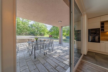 Chata a vinn sklep - pehrada Nov Mlny - Plava