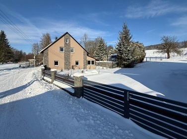 Wellness chalupa s baz�nem - �esk� �v�carsko