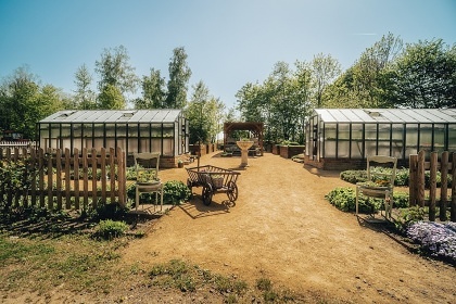 Glamping Zahrady Myšlín - Mnichovice - Říčany