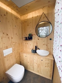 Glamping Lad�v kraj - ���any - z�mek Konopi�t�