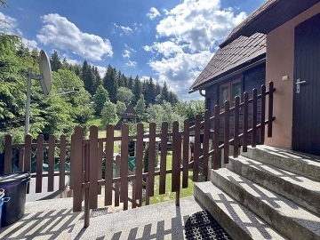 Chata s wellness Jesen�ky - Jeskyn� na Pomez�