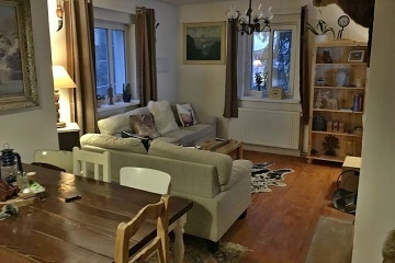 Chalupa se zahradou u potoka - Kru�n� hory