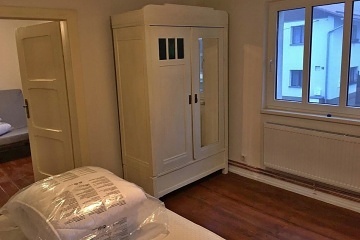 Chalupa se zahradou u potoka - Kru�n� hory