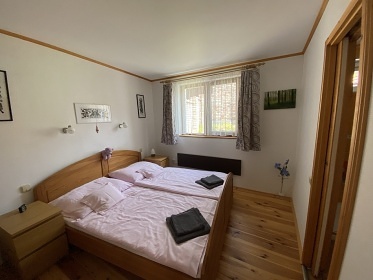 Chalupa Ch�iby - v��ivka a vinn� sklep - Buchlovice