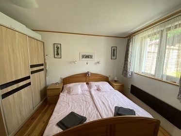 Chalupa Ch�iby - v��ivka a vinn� sklep - Buchlovice