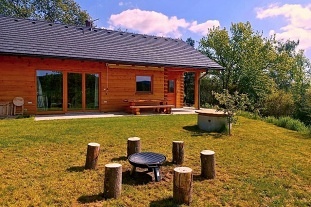 Nov� objekt: Roubenka s v�hledem - Volyn� - p�edh��� �umavy 2C-377