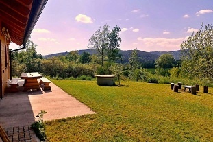 Roubenka s v�hledem - Volyn� - p�edh��� �umavy