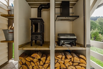 Chata Kru�n� hory - hrad Per�tejn - �eka Oh�e