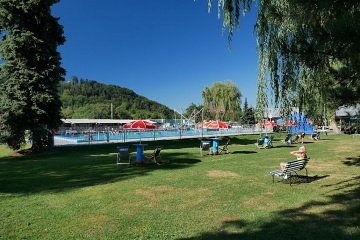 Chaty a bungalov s baz�nem - Gibon park - Beskydy