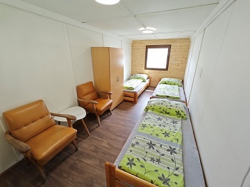 Chaty a Kemp s baz�nem - Gibon park - Beskydy