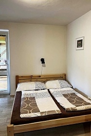 Chalupa a v��ivka - cyklostezka u Be�vy - Pustevny