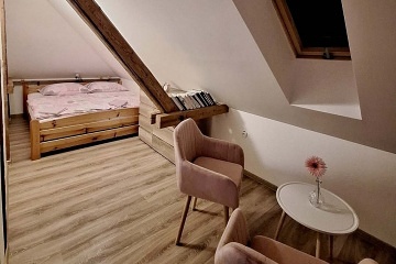 Rodinn� chalupa baz�n a wellness - ji�n� �echy