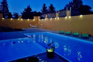 Rodinn� chalupa baz�n a wellness - ji�n� �echy