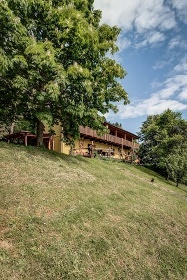 Chalupa pro rodiny - ZOO Zl�n Le�n� - Hrad Lukov