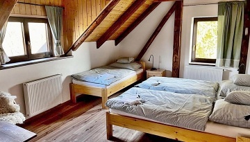 Chalupa u pehrady Rozko - Jesteb hory