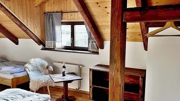 Chalupa u pehrady Rozko - Jesteb hory