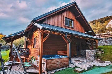 Chalupa s v��ivkou - d�tsk� park B�l� - Beskydy