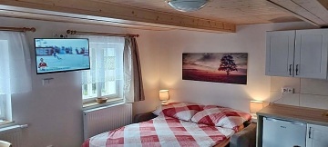 Chalupa s terasou - Toulovcovy Ma�tale - Poli�ka