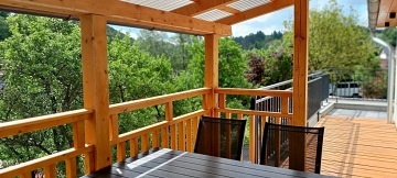 Chalupa s terasou - Toulovcovy Ma�tale - Poli�ka