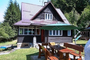 Chata s v��ivkou - Beskydy - Ro�novsk� Be�va