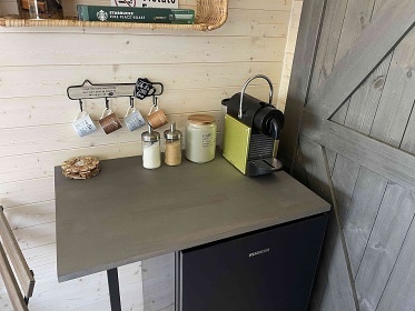 Glamping v p��rod� - jezero Lhota - Park Mirakulum