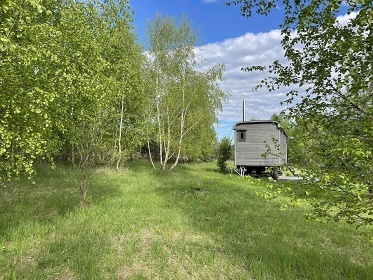 Glamping v p��rod� - jezero Lhota - Park Mirakulum