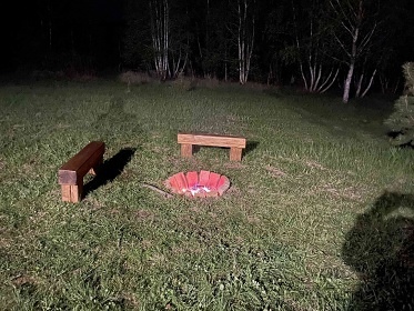 Glamping v p��rod� - jezero Lhota - Park Mirakulum