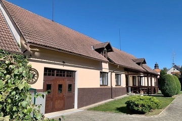 Chalupa Orl�k nad Vltavou - baz�n a sauna