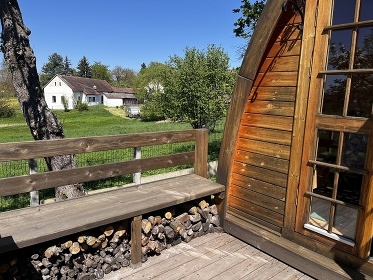 Usedlost u Orlíka - tenis, bazén a sauna