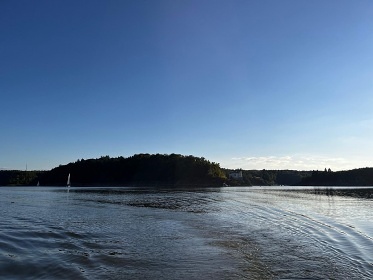 Chata Orlick� p�ehrada - Vltava - z�mek Orl�k