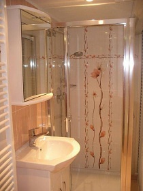 Horsk� chata - baz�n a v��ivka - Lys� hora - Beskydy