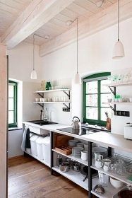 Chalupa se saunou - terasa a potok - Jizersk� hory