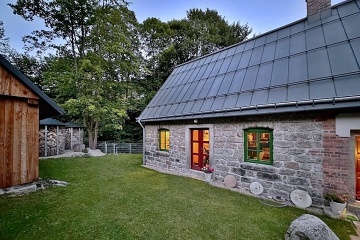 Chalupa se saunou - terasa a potok - Jizersk� hory