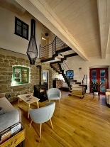 Chalupa se saunou - terasa a potok - Jizersk� hory