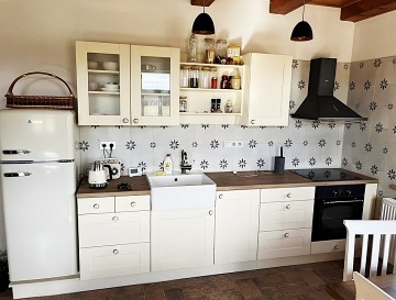 Chalupa s baz�nem - Nov� Paka - Podkrkono��