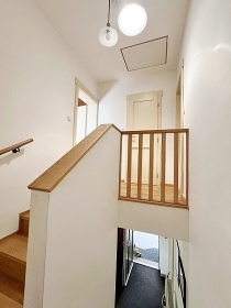 Chalupa s baz�nem - Nov� Paka - Podkrkono��