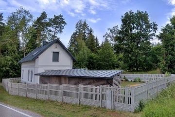 Chalupa s baz�nem - Nov� Paka - Podkrkono��