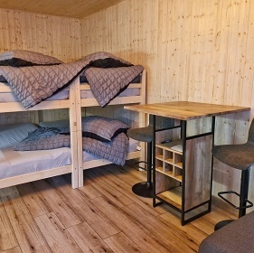 Chata s terasou - M�chovo jezero - hrad Bezd�z