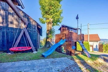 Chalupa wellness a vinn� sklep - Beskydsk� kopce