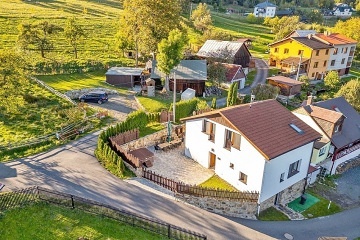 Chalupa wellness a vinn� sklep - Beskydsk� kopce