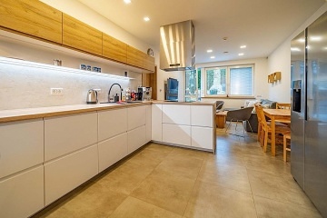 Chalupa wellness a vinn� sklep - Beskydsk� kopce