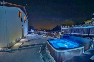 Chalupa wellness a vinn� sklep - Beskydsk� kopce