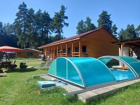 Chata s bazénem - apartmány Hamerský rybník